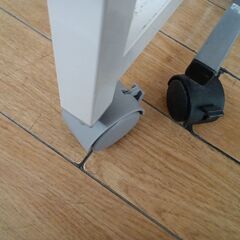 ★リユースのサカイつくば店★TK7288  デスク ホワイト H70×D60×W120 クリーニング済みの画像