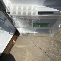 414 YAMADA 2ドア ノンフロン冷凍冷蔵庫 YRZ-C09H1 87L 2023年製の画像