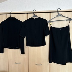 ブラックフォーマル　レディース　７号の画像