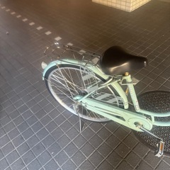 大人用自転車　26インチ　ギアなし、鍵付き、ライト付き、ママチャリ　2の画像