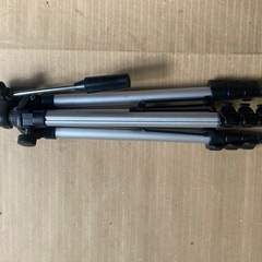 ハンディビデオカメラ用三脚
の画像