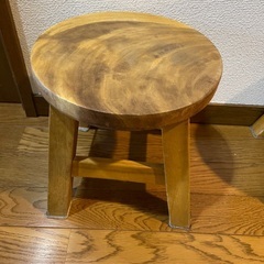 木製スツール　椅子　子供用椅子の画像