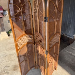 木製衝立　三つ折り式　無料の画像