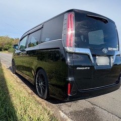 ★ エスクァイア★Ｘｉ★後期★の画像