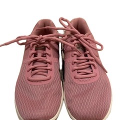 新品　ナイキ　スニーカー　24.5の画像