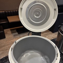 電子ジャー
の画像