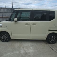 人気のN-box   4WDの画像