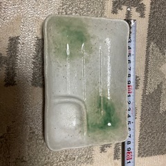 タレ入れ付き皿の画像