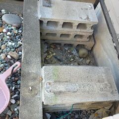 コンクリートブロック　欲しいだけの画像