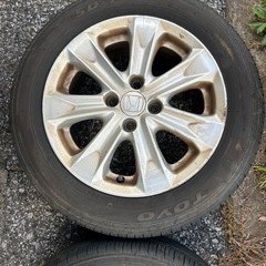 フィット　175/65R15 ４本　バリ山の画像