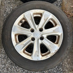 フィット　175/65R15 ４本　バリ山の画像