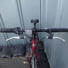 LASSIG（レッシグ）700C型　Shimano　外装7段変速　クロスバイク　管理NO.20251114-20の画像