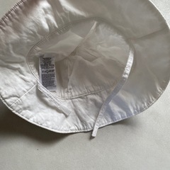 baby GAP 花の刺繍 白 ベビー帽子 51cmの画像