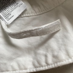 baby GAP 花の刺繍 白 ベビー帽子 51cmの画像