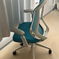 オカムラ　シルフィー　オフィスチェアの画像