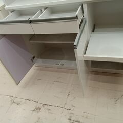 リユースのサカイ栃木店★ジモティ割あり★  食器棚 ホワイト W119×D41.5×H180.5 クリーニング済み TC11563の画像