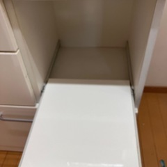 名古屋市西区【0円】食器だな11/17まで 引き取りできる方 の画像