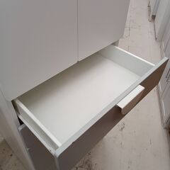 リユースのサカイ栃木店★ジモティ割あり★ IKEA チェスト ホワイト W60×D60×H181 クリーニング済み TC11566の画像