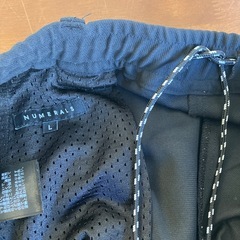 A2511-218 NUMERALS ウエストゴム ストレッチ パンツ ブラック Lサイズ 中古美品の画像