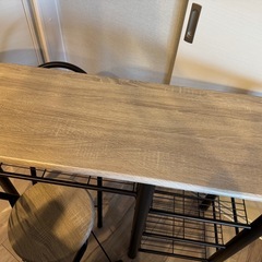 カウンターテーブル&チェアセットの画像