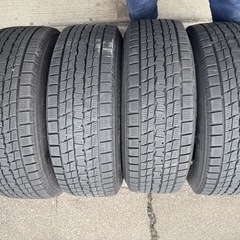 17インチアルミ冬タイヤ4本セットの画像