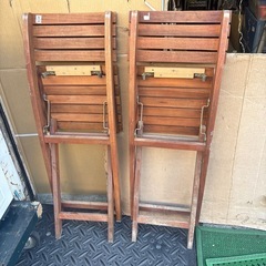 折りたたみイスの画像