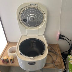 炊飯器の画像
