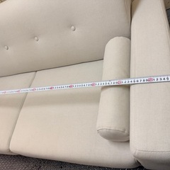 東♪#463 ローソファ 2人がけ ホワイト系 ウッド アクセント いんてりたインテリアの画像