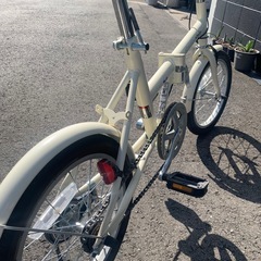 simple style 折りたたみ自転車の画像