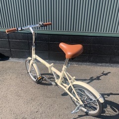simple style 折りたたみ自転車の画像