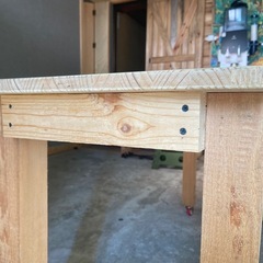 内装屋さんオーダーメイドテーブルの画像