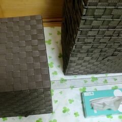 １個３９０円　１０個３０００円　リボンテープ収納バスケット/ブラウン　ほぼ未使用　カラーボックス、棚にいいサイズ　の画像