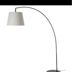 IKEA フロアランプの画像