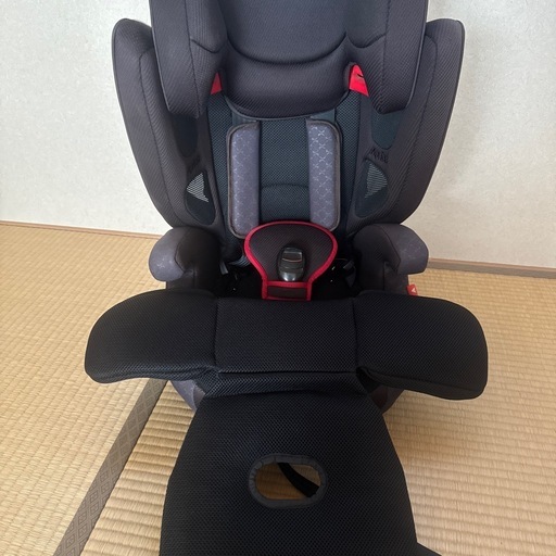 ジュニアシート　エアグルーヴプラス