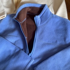 ユニクロ  フリース  ジャンバー２枚の画像