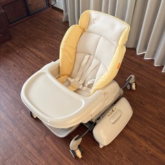 コンビ　電動ハイアンドローチェア　　オートスイングの画像