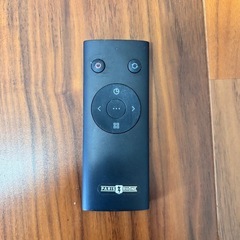 セラミックファンヒーター タワー型 スリム 加湿機能付きの画像