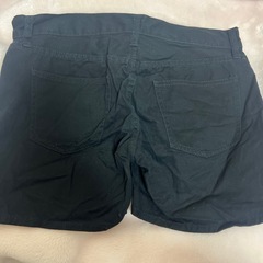 ユニクロ　ショートパンツ　黒　の画像