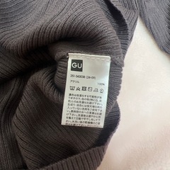 GU Mサイズ　ニットの画像
