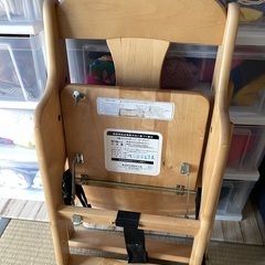 木製ベビーチェア（テーブル付き）差し上げますの画像