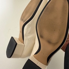 14.15.16日お渡しZaraパンプス
の画像