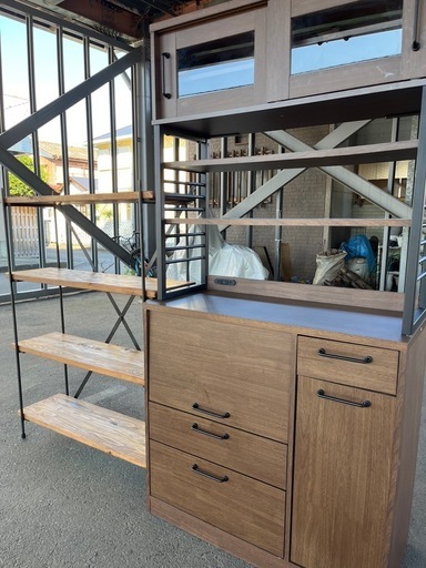 人気家具ブランド LOWYA (ロウヤ) キッチンキャビネット New Julamo (ニュージュラモ)&ハンドメイド木製アイアンシェルフ　セット