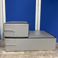 HUG-WANハグワン　ドッグステップ ペット用階段　グレーの画像