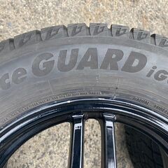 スタッドレス プリウス 等 195/65R15 東北6県無料配送対応‼️爆安‼️最終値下げ‼️⑦超超超バリ溝❗ 国産ヨコハマ アイスガード❗ アルミ付き 国産 タイヤ !!　スタットレス　スタッドレス　雪 冬 ゆき PCD100 pcd100の画像