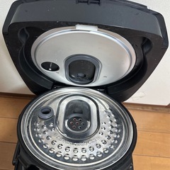 アイリスオーヤマ IHジャー炊飯器 KRC-IC50-B 2018年製の画像