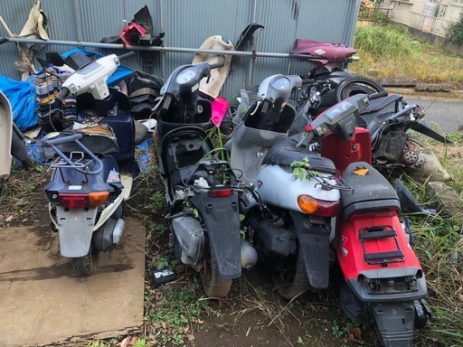 部品取りのバイク7台まとめて