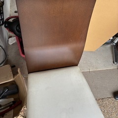 ダイニングチェア４点セットの画像