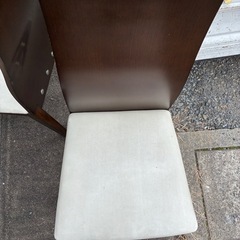 ダイニングチェア４点セットの画像