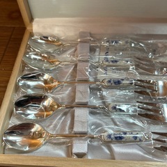 スプーン、フォークセットの画像