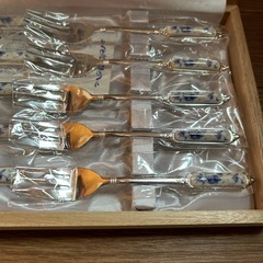 スプーン、フォークセットの画像